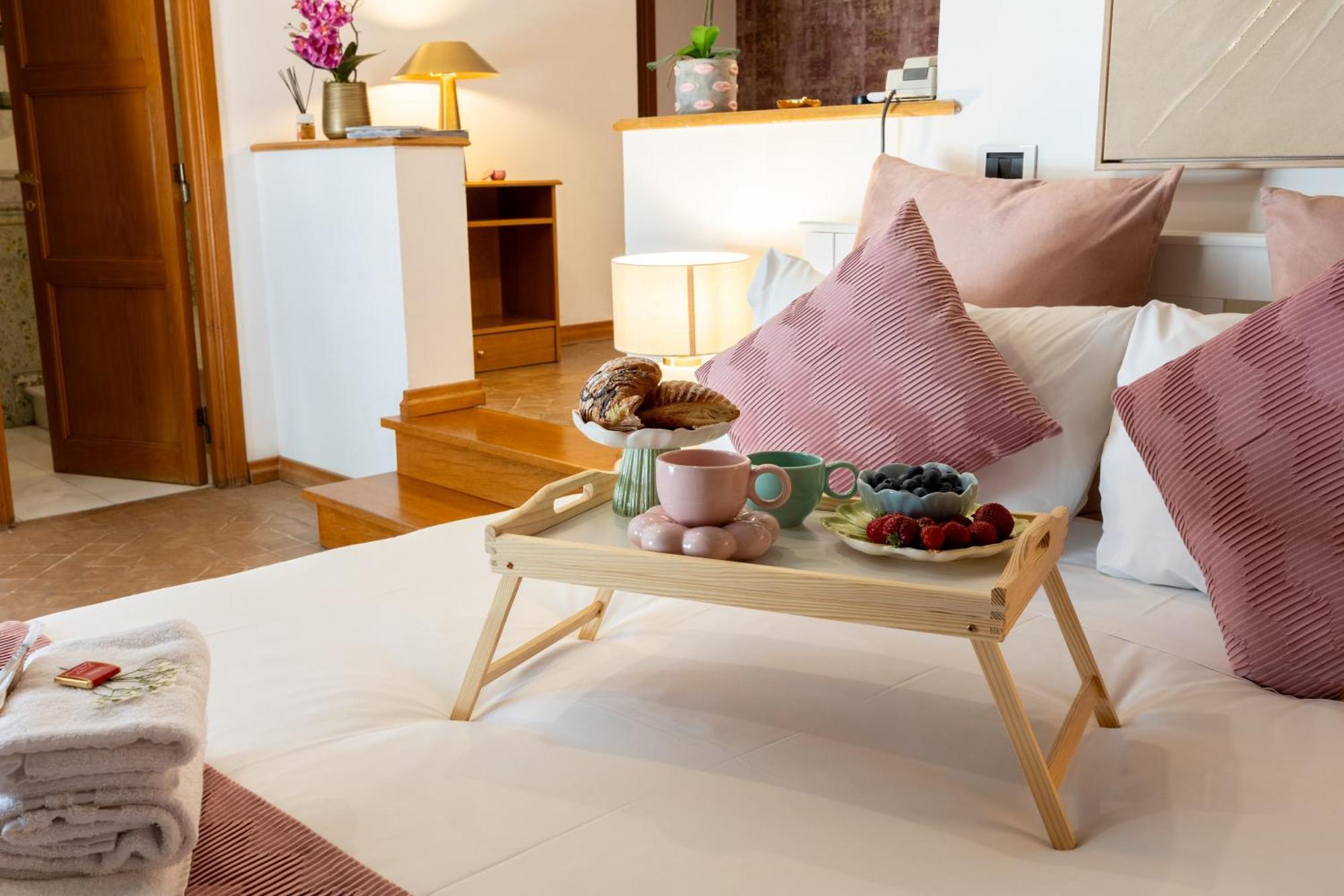 Mb Suites Margutta Roma Esterno foto